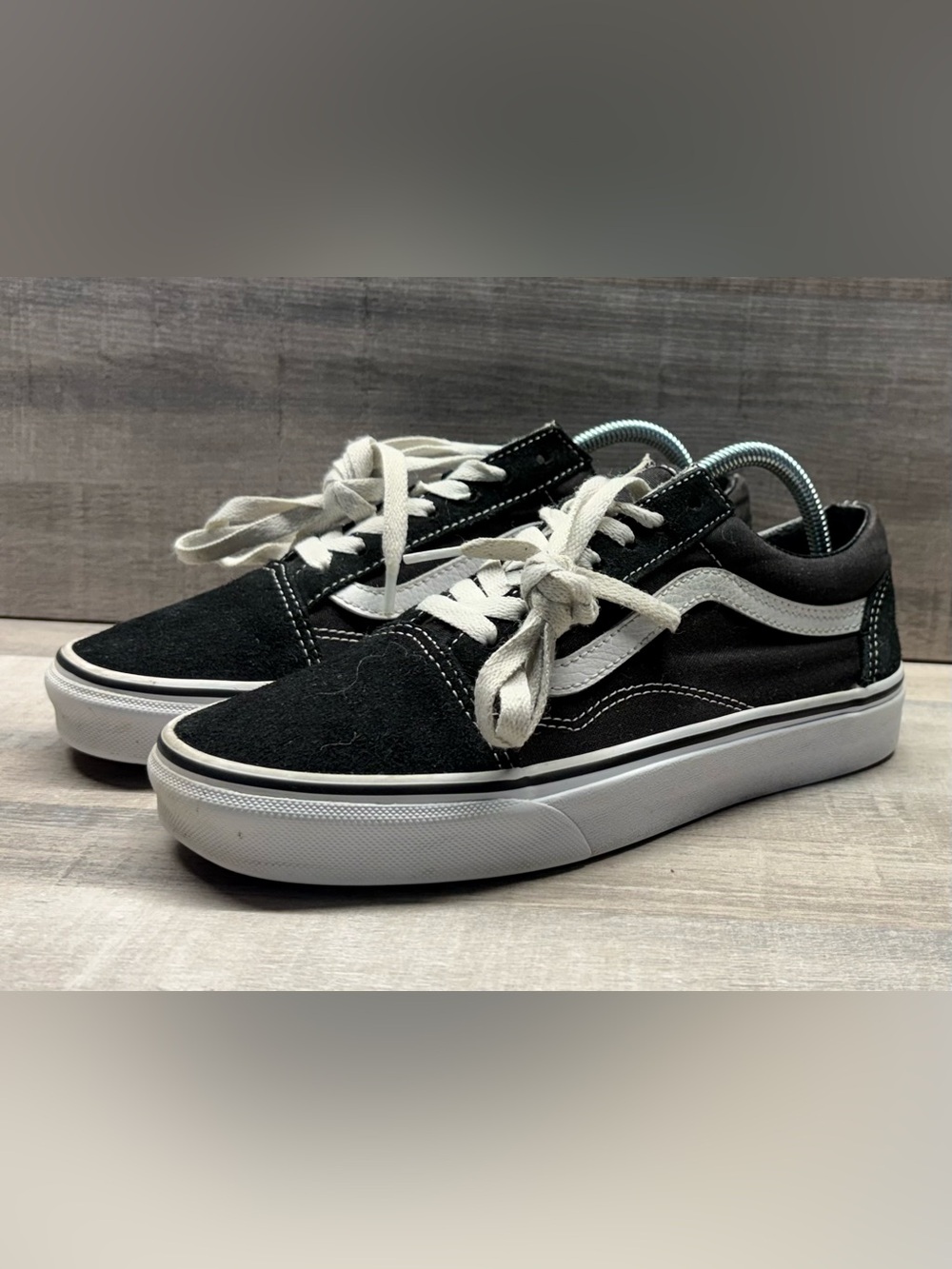 Vans Old Skool Black White Gum Sole Sneakers Men’s 6 Women’s 7.5